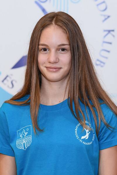 Kozma Adrienn