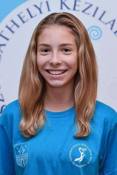 Baranyai Lara
