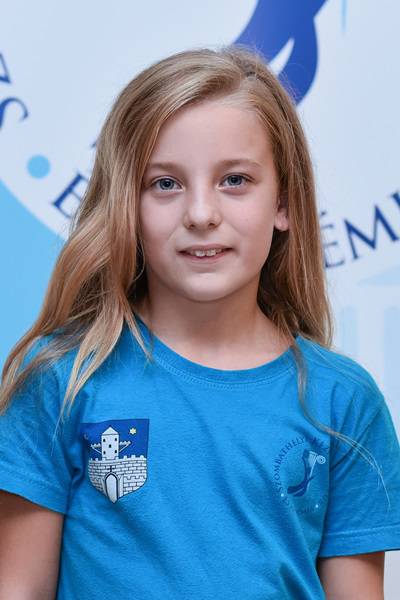 Czenki Lara