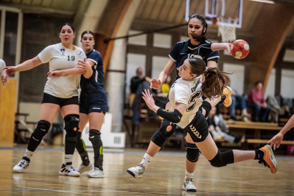 U18: Magabiztos hazai gy�zelem a 12. fordul�ban