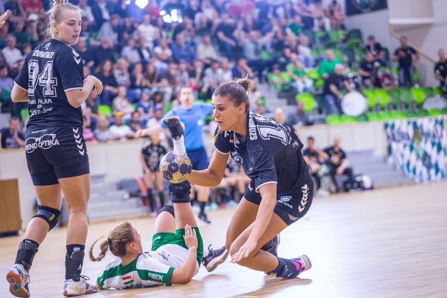 Iskolajtk a Rohonci ton: Halads - SZKKA 26-41
