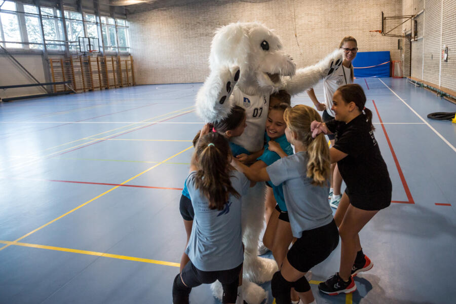 Npszer kabalafigurnk, Toto meglepte U10-es csapatunkat