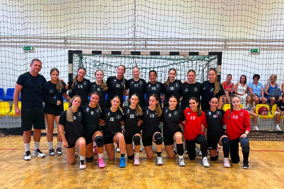�jabb sikerrel folytatta felk�sz�l�s�t U16-os csapatunk