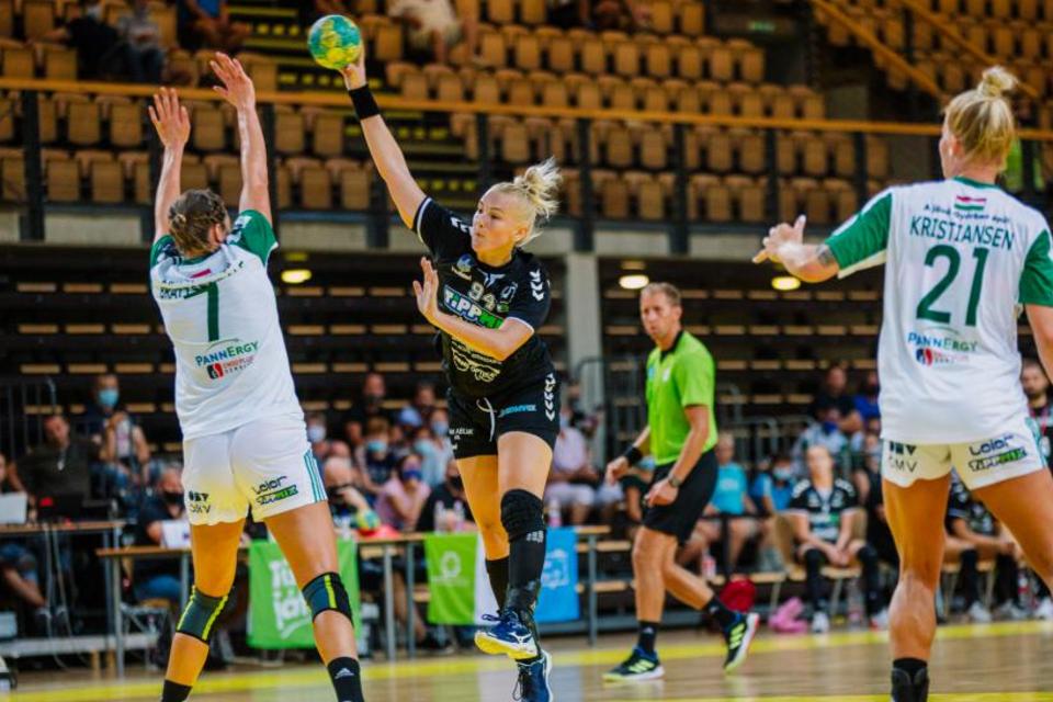 Szk csaldi krben nneplik a karcsonyt az SZKKA jtkosai