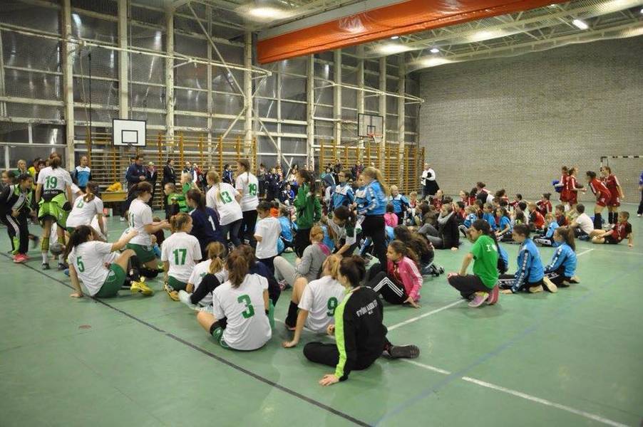 
Selejtezk, csoportmeccsek s dntk: szombat dleltt startol a Student Comfort Kupa! 
