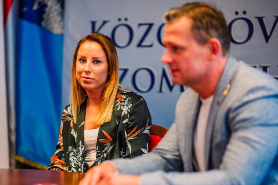 Orbn Adrienn alrta szerzdst az SZKKA-val