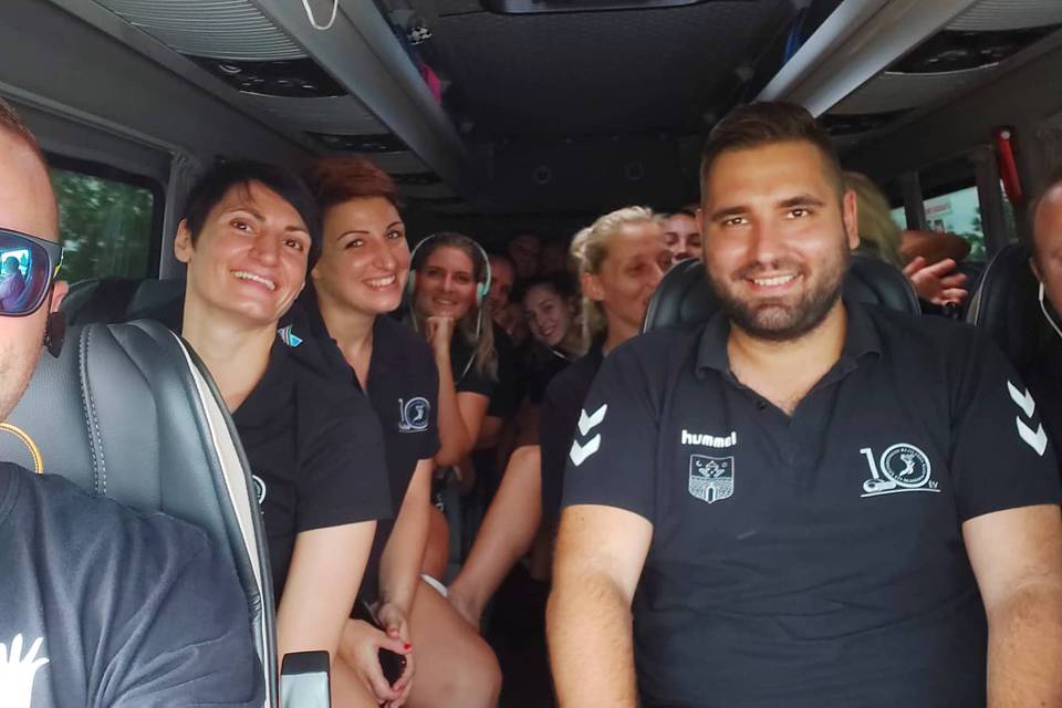 Már csak 4 nap: Szombathely-Kisvárda szurkolói buszt indítunk péntek reggel! Már csak 4 nap: Szombathely-Kisvárda szurkolói buszt indítunk péntek reggel!
