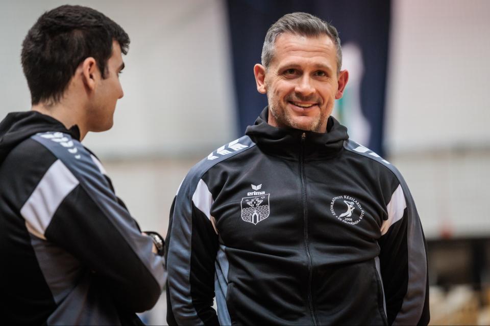 P�d�r Zolt�n veszi �t a vezet�edz�i posztot – c�l egy magyar fiatalokra �p�l� csapat kialak�t�sa