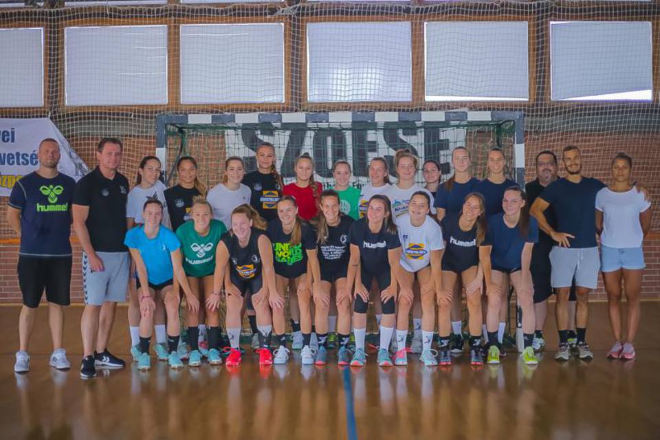 NB I/B.: a mohcsiak ellen jra itthon!