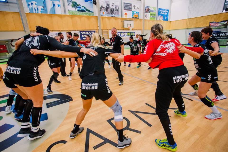 Vgig vezetve gyztnk: SZKKA - Mosonmagyarvr 32-26