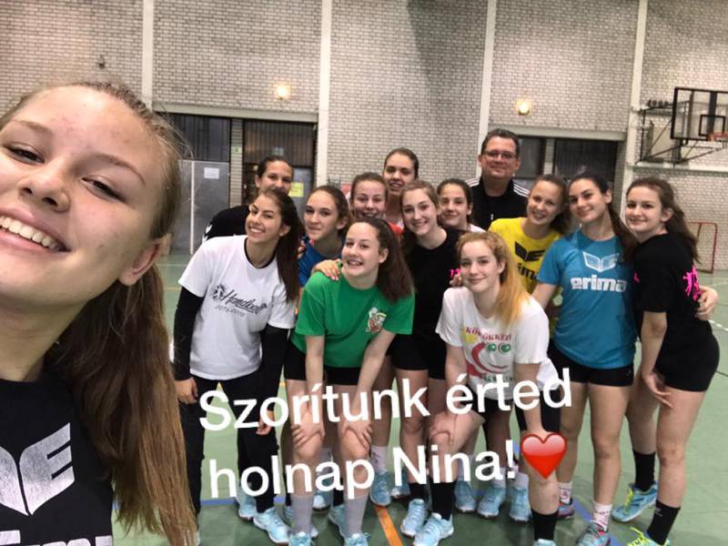 Farkas Nerina tlesett a mtten s kszni jl van!