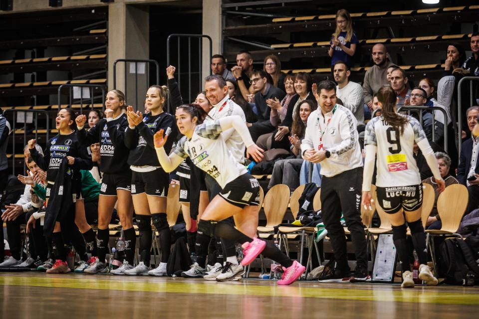 Fiatalokkal a pályán a bajnokság egyik élcsapata ellen Fiatalokkal a pályán a bajnokság egyik élcsapata ellen