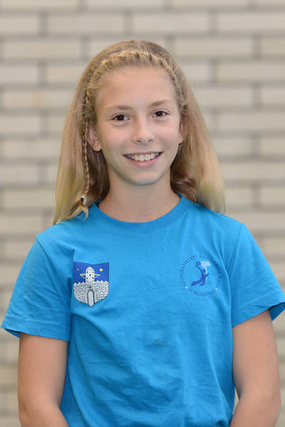 Baranyai Lara