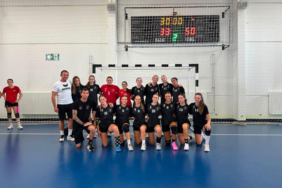 Gy�zelemmel kezdte a felk�sz�l�st U16-os csapatunk