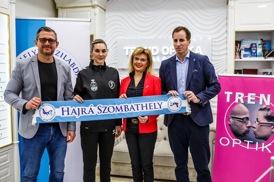 Sajttjkoztat: Olasz vlogatott tlv rkezett