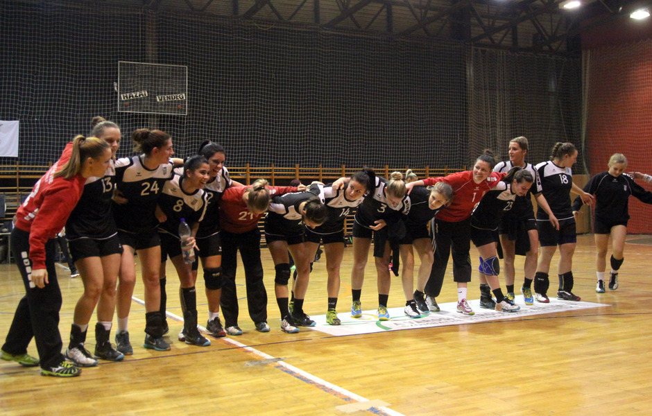 A SZEKSZRD LEGYZTE A BUDARST, CSAPATUNK A DOBOGN TELEL