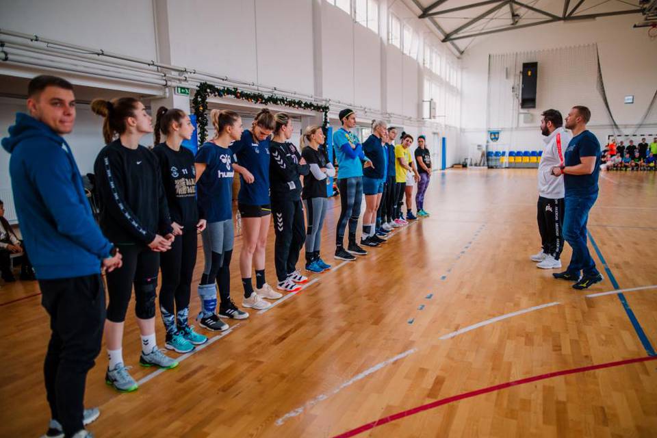 DVSC - SZKKA eltt