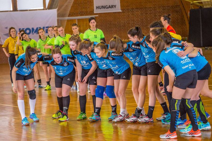 NB II: csak rszben tudtuk a sajt jtkunkat mutatni 